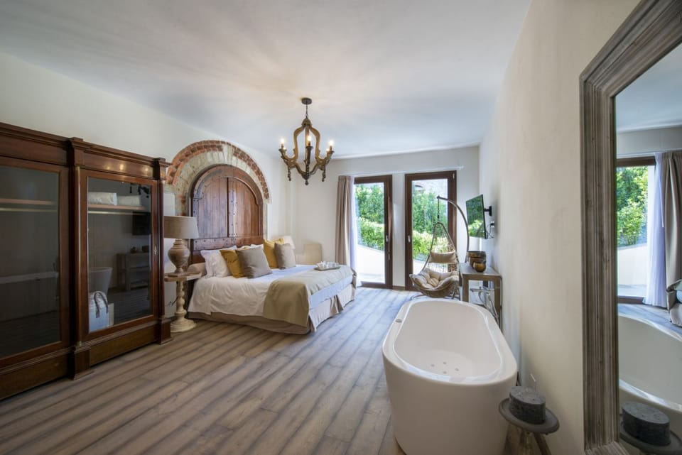 MyExclusiveItaly - Chianti's Villa | Vineyard, infinity pool, view Villa in Tuscany