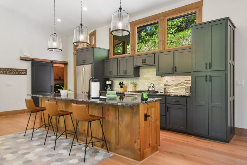 A well-equipped kitchen with all of the necessities to cook and enjoy meals together