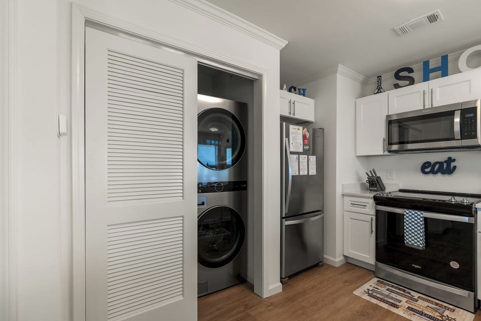 Never underestimate the convenience of a washer & dryer in your unit.