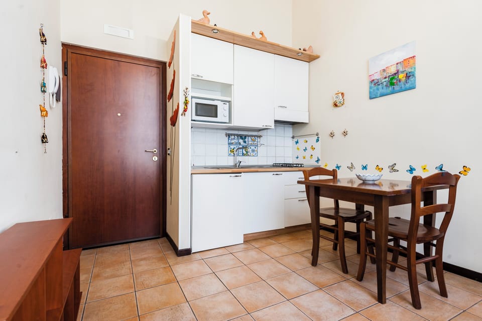 Apartment | Private kitchen | Full-size fridge, microwave, espresso maker, coffee/tea maker