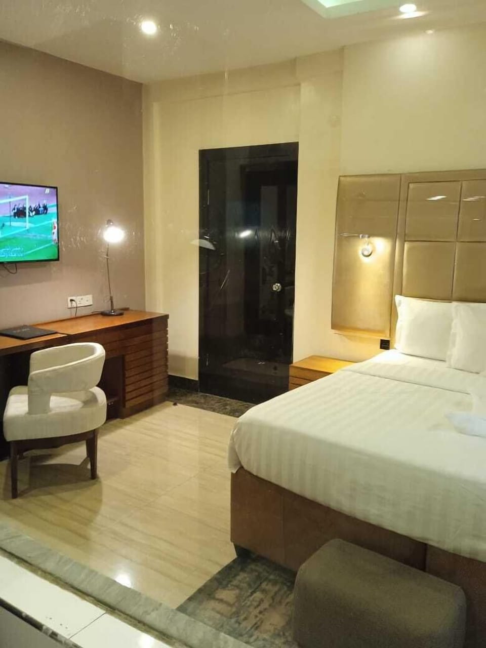 In-room safe, blackout drapes, free WiFi, bed sheets