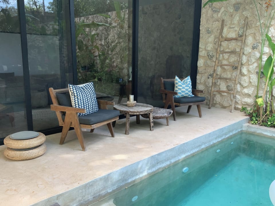 Covered terrace 
