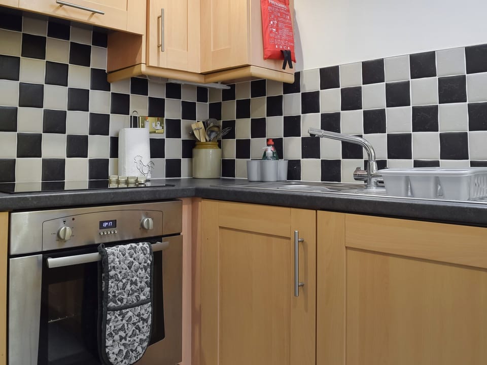 Kitchen | The Granary - Donative Holiday Cottages, Warton, near Tamworth