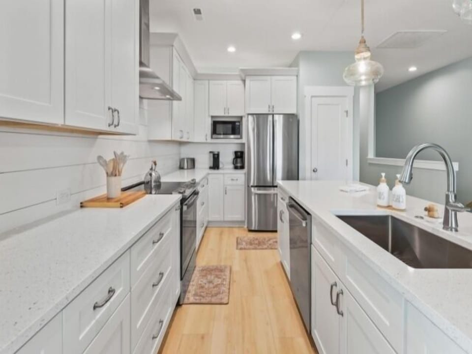 Indoors, Kitchen, Sink, Sink Faucet, Floor