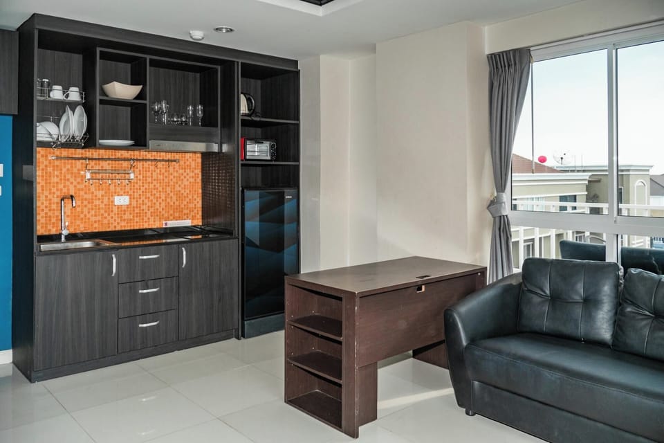 Standard Apartment, 1 Bedroom | In-room safe, free WiFi, bed sheets
