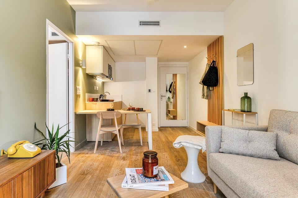 Classic Apartment | Living area | 43-inch TV with digital channels, Netflix, toys