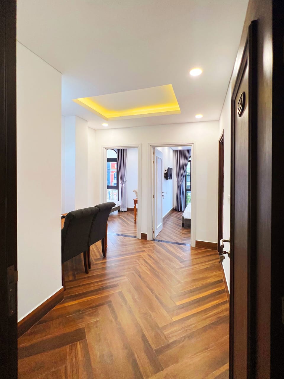 Apartment, City View | Desk, blackout drapes, iron/ironing board, bed sheets