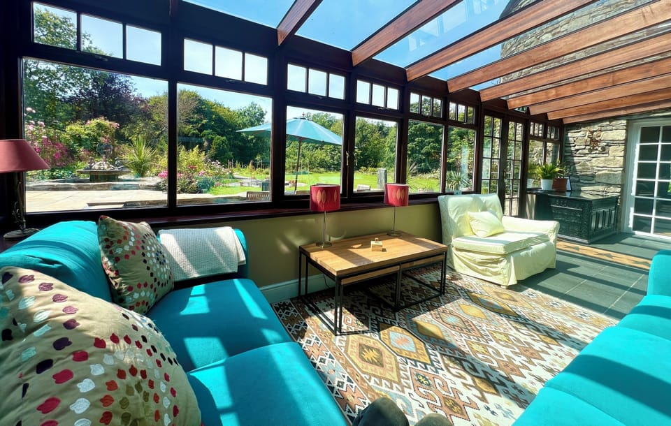 24-inch Smart TV with digital channels, toys, streaming services