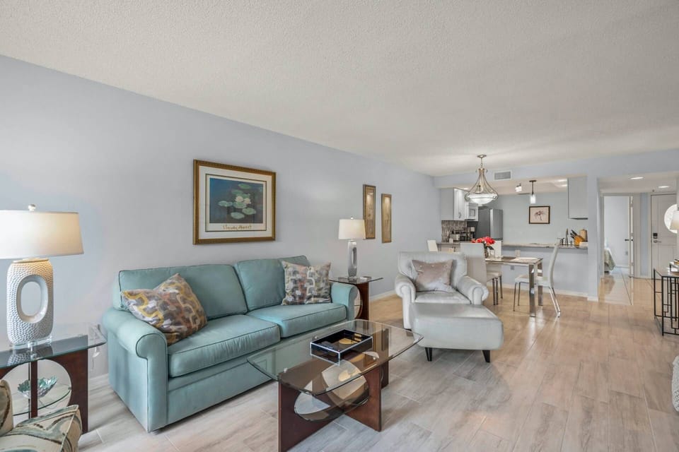 Comfortable seating and plenty of lighting for evening relaxing