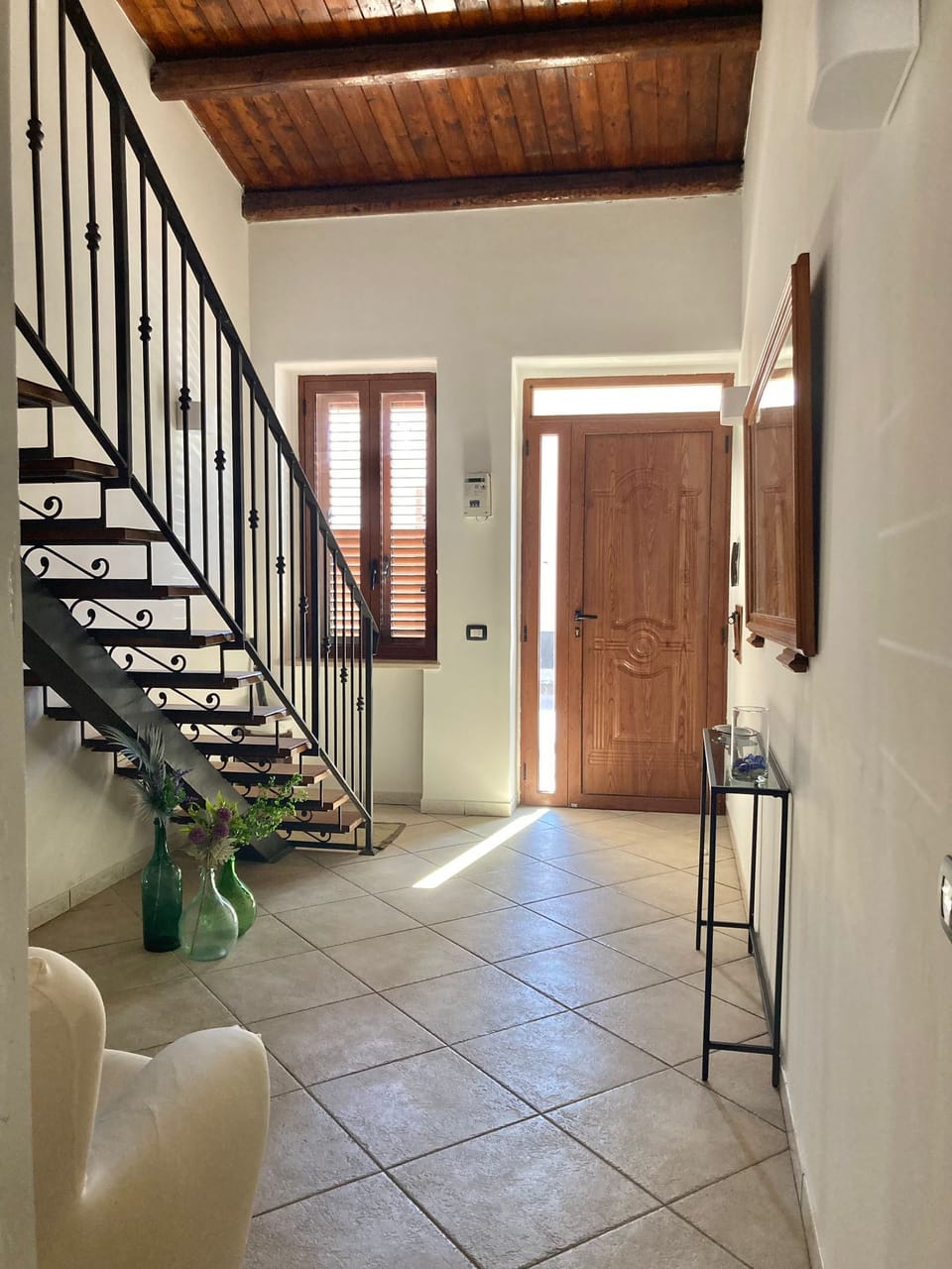 Entrance ground floor 