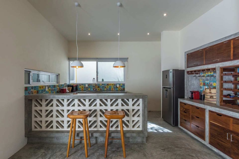 Breakfast bar. 