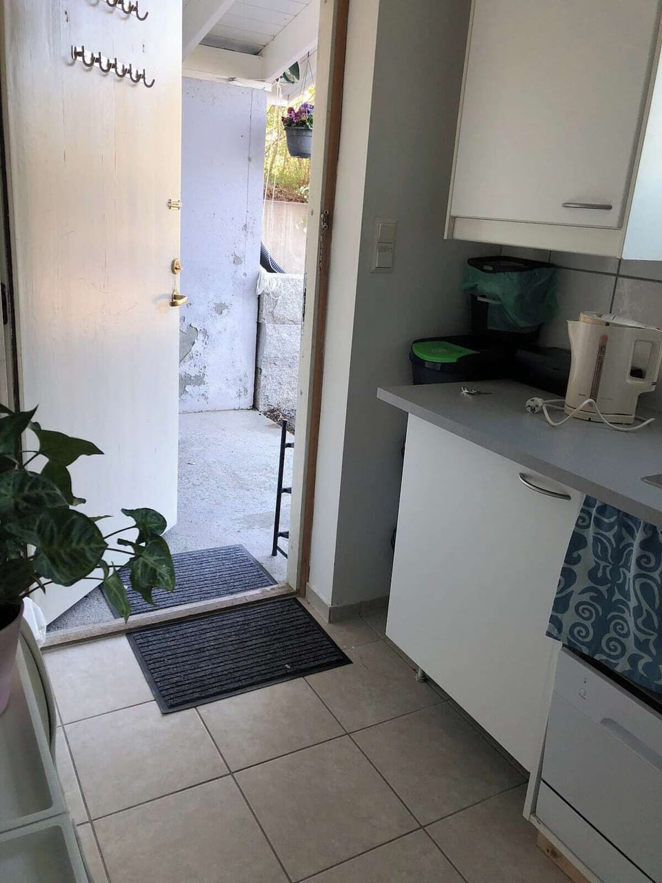 Private entrance to apartment.