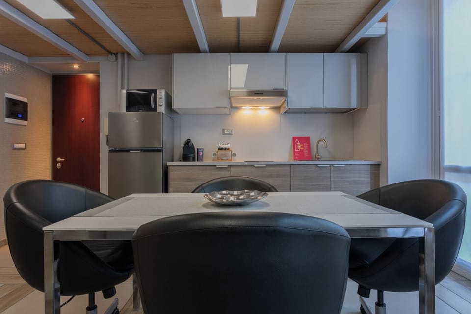 Apartment | Private kitchen | Fridge, microwave, stovetop, electric kettle