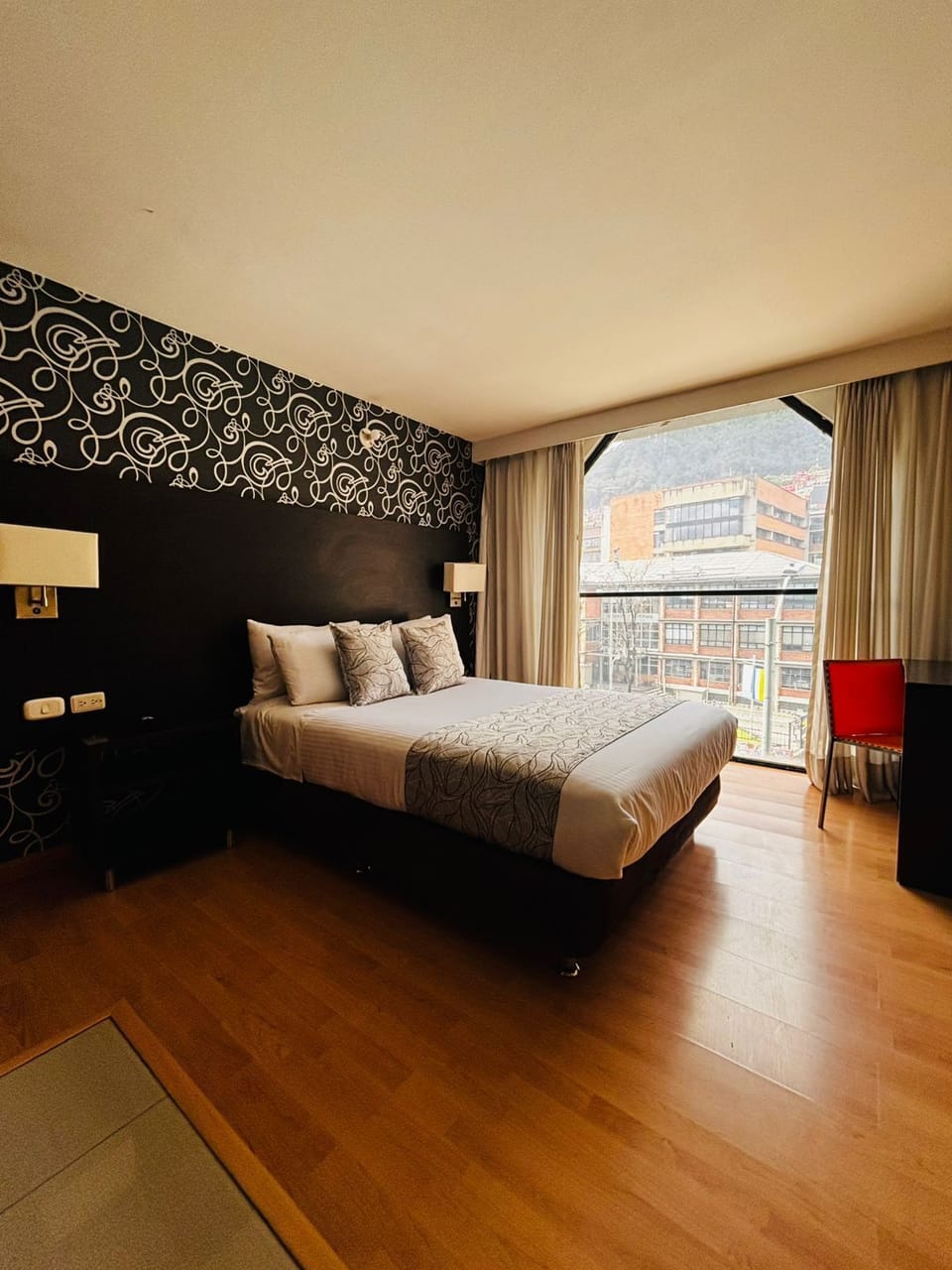 Junior Single Room, City View | WiFi (free)