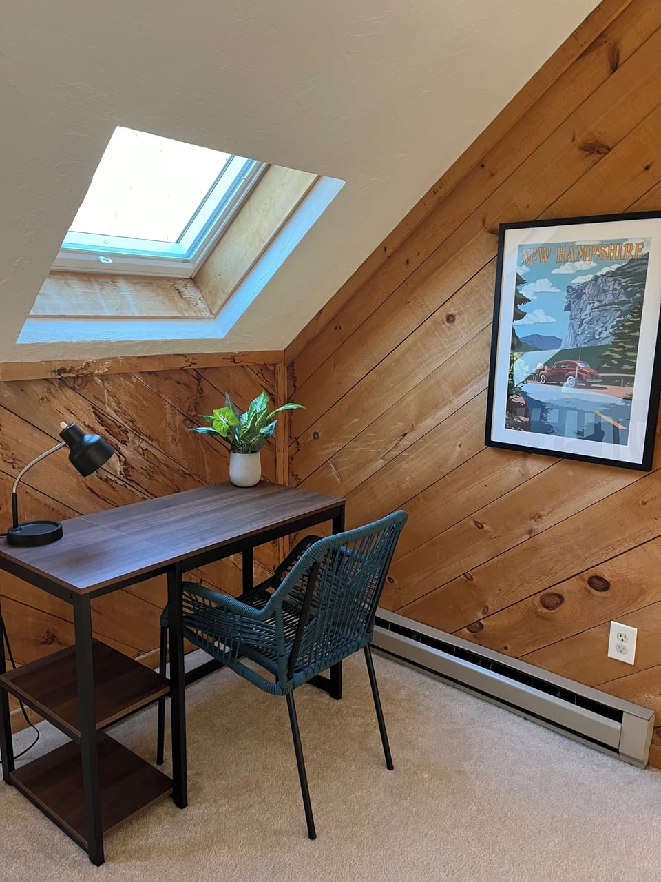 Workspace with WiFi speed over 1,000 Mbp