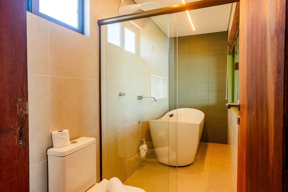 Luxury Room, Sea View | Bathroom