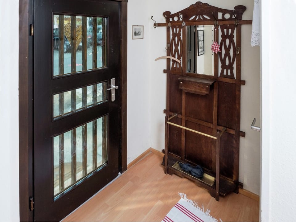 Entrance / Reception