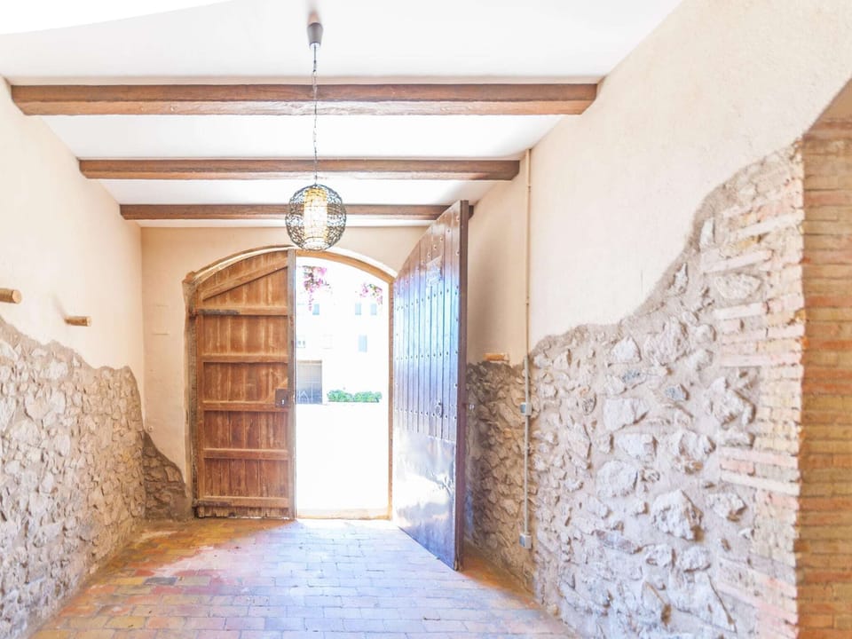 Entrance / Reception