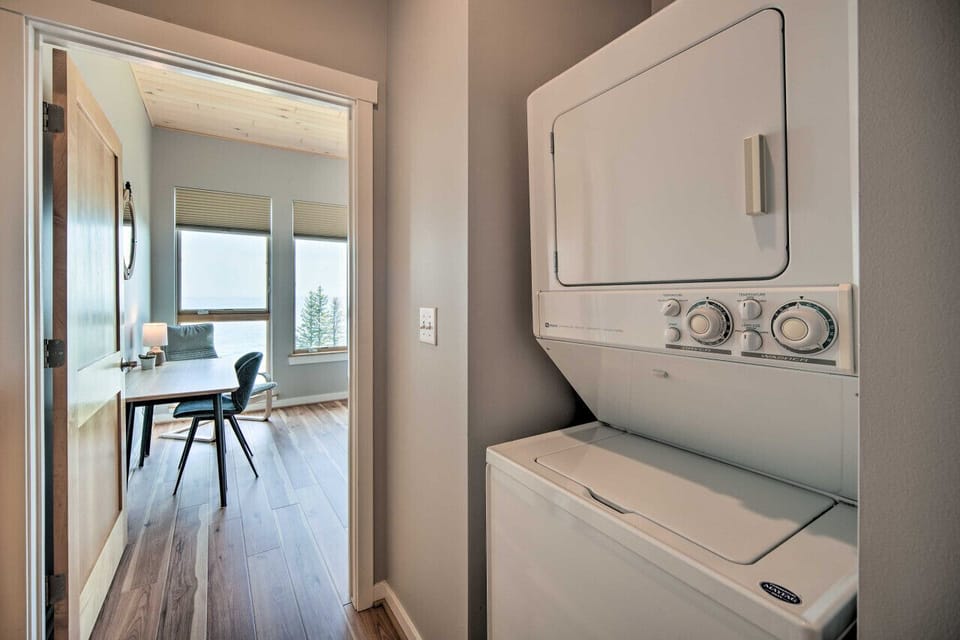Laundry Closet | Laundry Pods