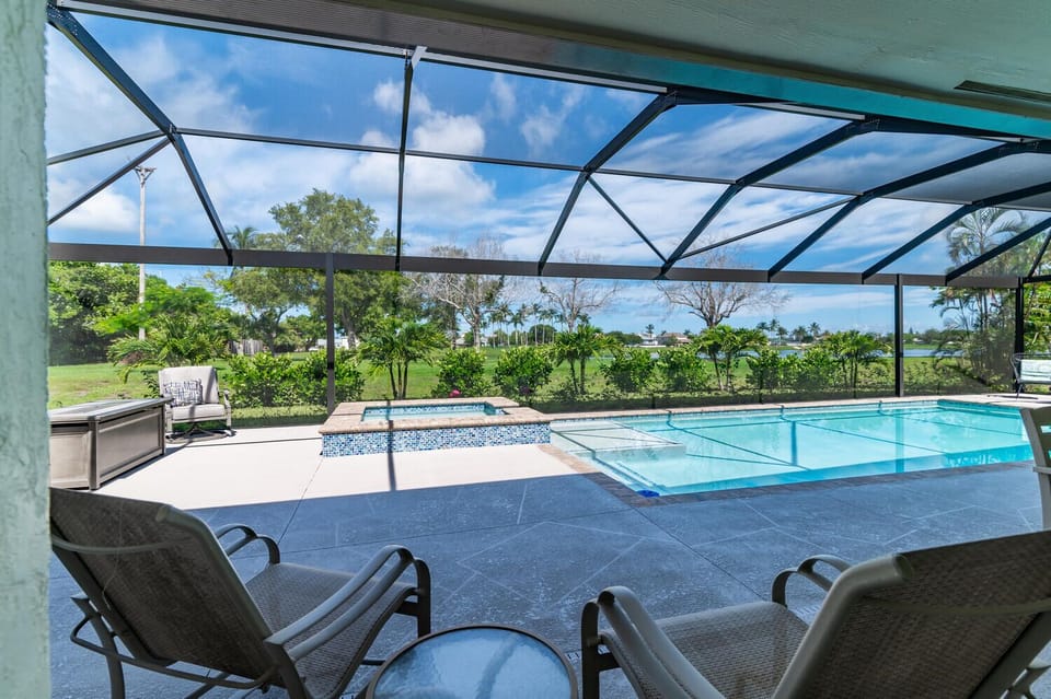 430 Worthington St Marco-large-025-009-Outdoor Living Area-1500x998-72dpi