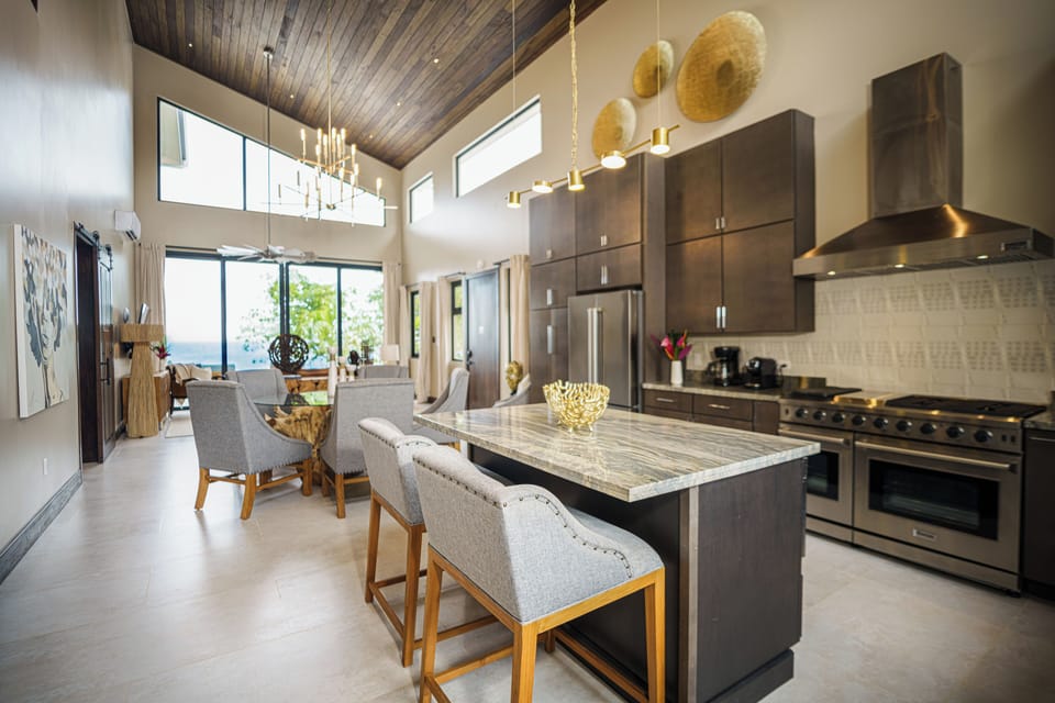 3 Bedroom; 3.5 Bath Oceanfront Villa w/plunge pool | Private kitchen | Coffee/tea maker, highchair