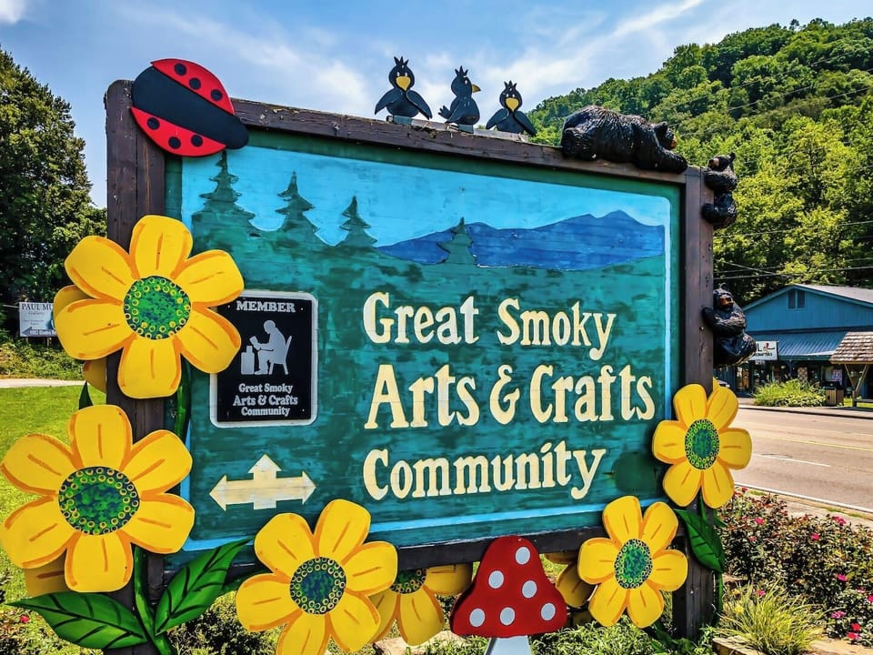 A haven for artisans: Exploring the Great Smoky Arts and Crafts Community