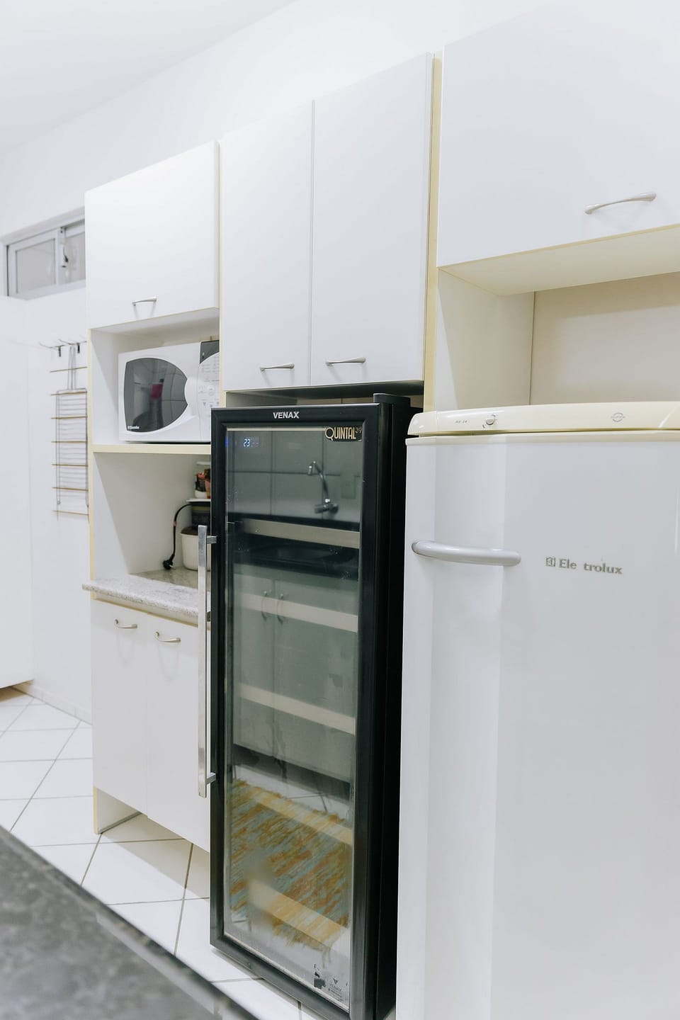 Family Apartment | Private kitchen | Cookware/dishes/utensils, dining tables