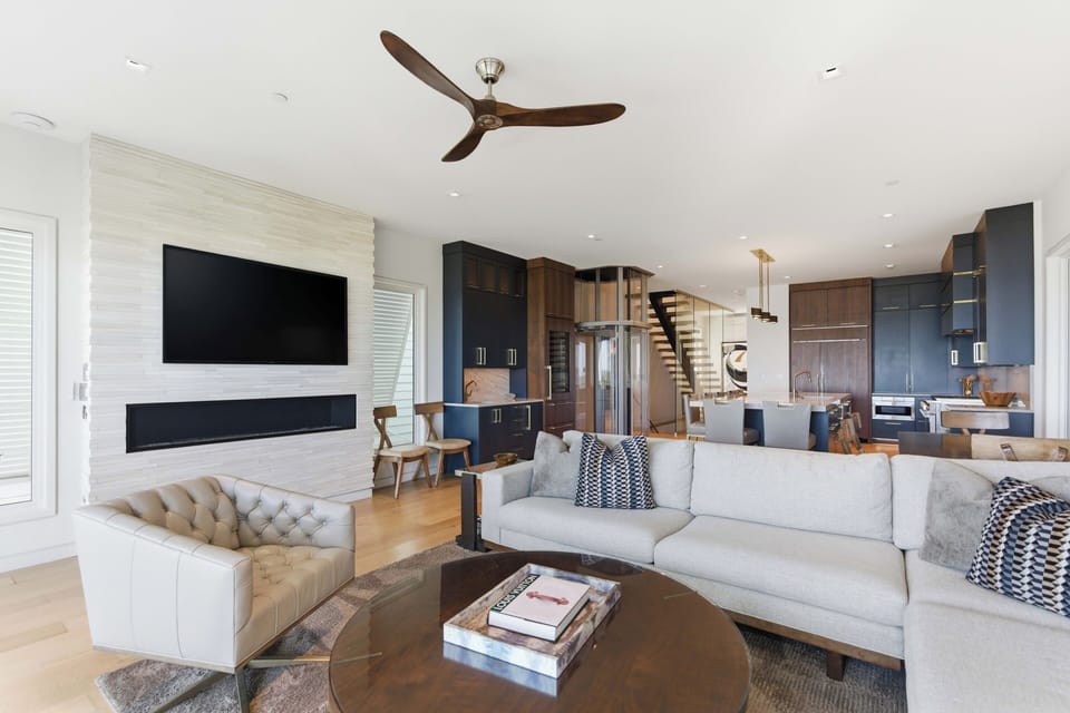 Living area of main level