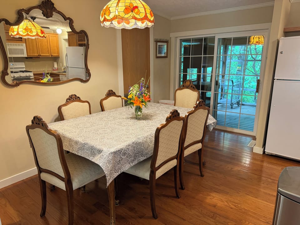 Dining table for 6.