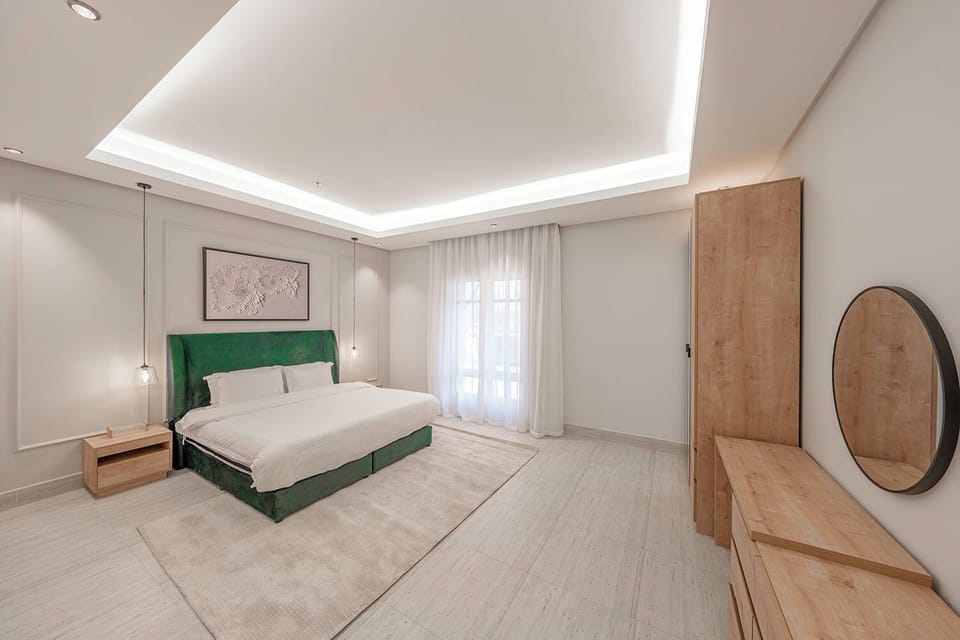 1 bedroom, iron/ironing board, bed sheets