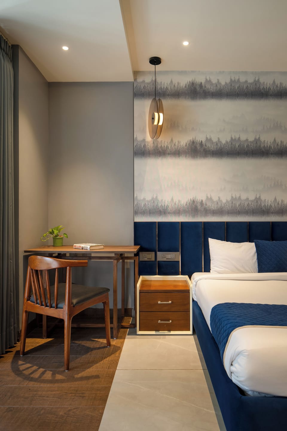 Deluxe Double Room | In-room safe, desk, laptop workspace, blackout drapes