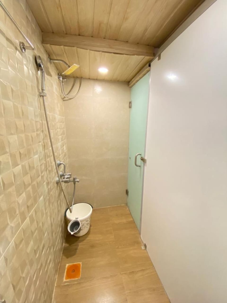 Standard Room | Bathroom | Towels