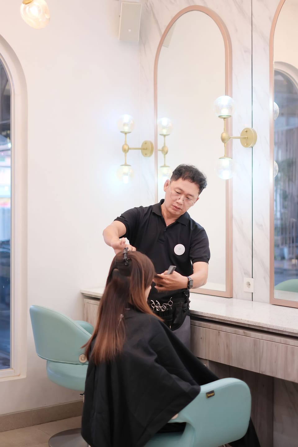 Hair salon