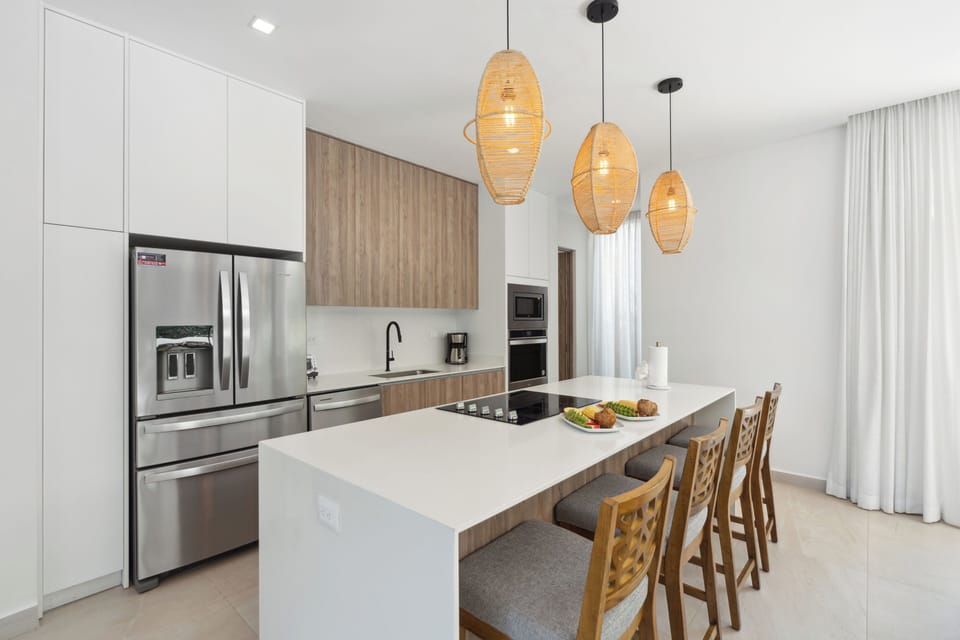 Spacious kitchen