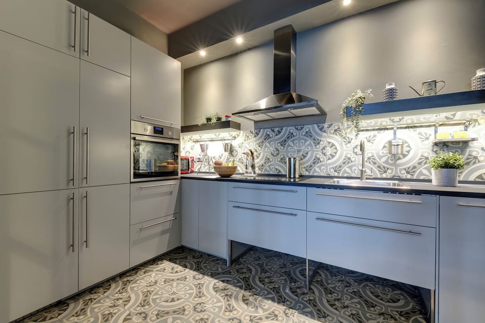 Apartment | Private kitchen | Full-size fridge, microwave, oven, stovetop
