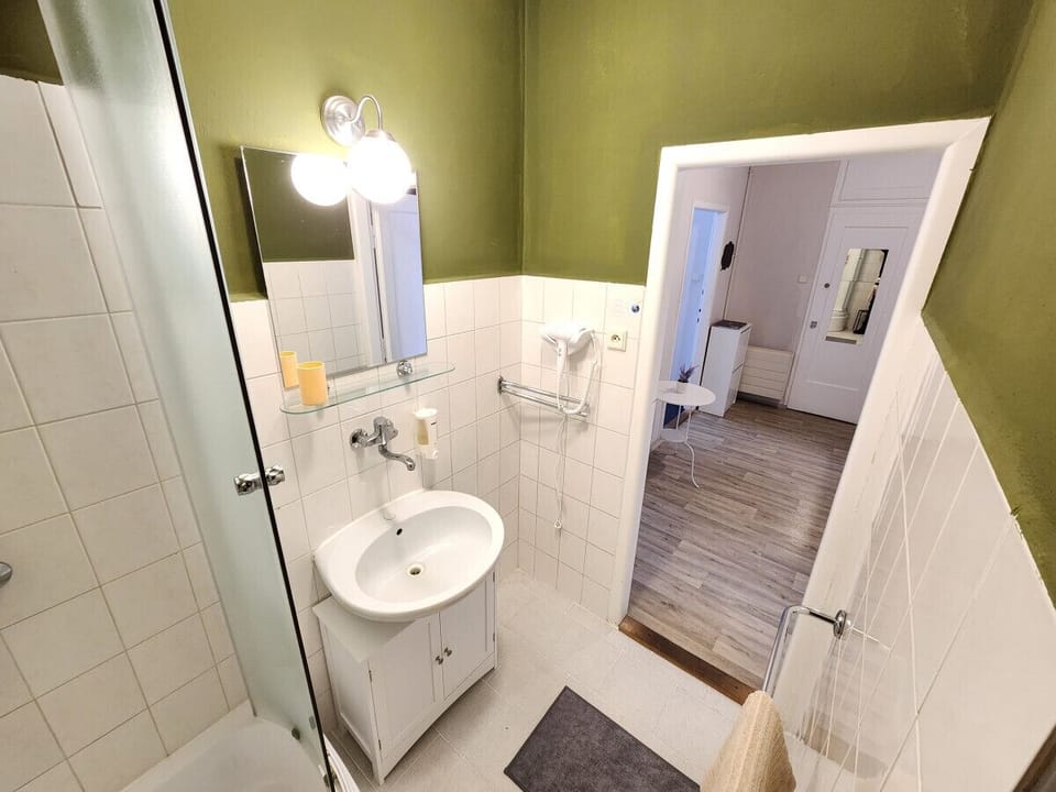 bird's eye bathroom view