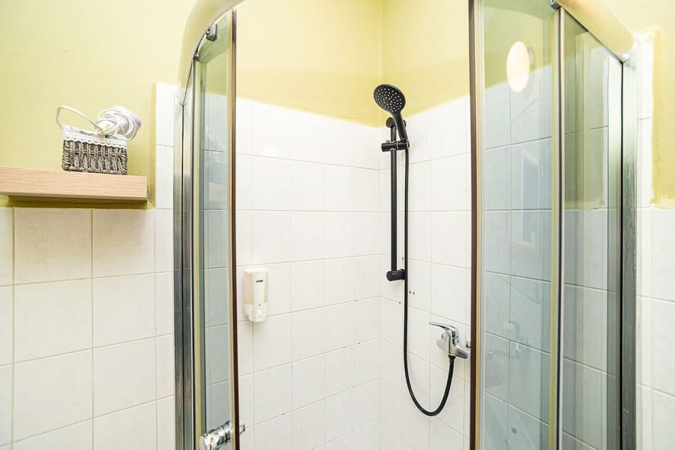 shower