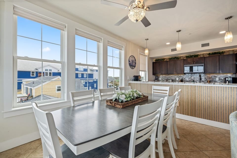 Dining Room Area