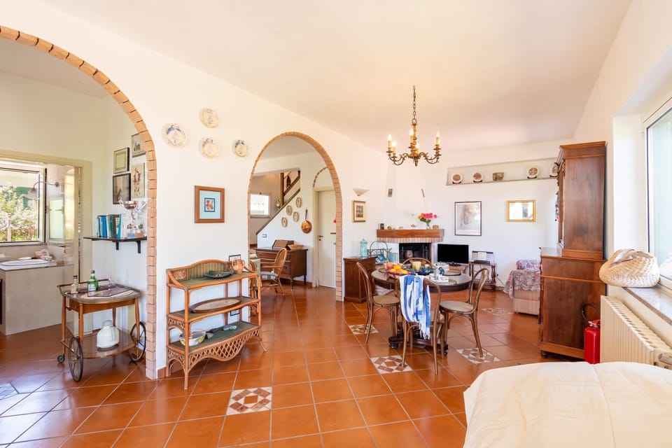 Family Villa, 3 Bedrooms, 2 Bathrooms (Villa Maria Luisa vista mare,) | Interior