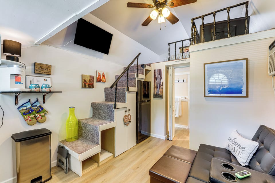 Apartment (0 Bedroom) | Interior