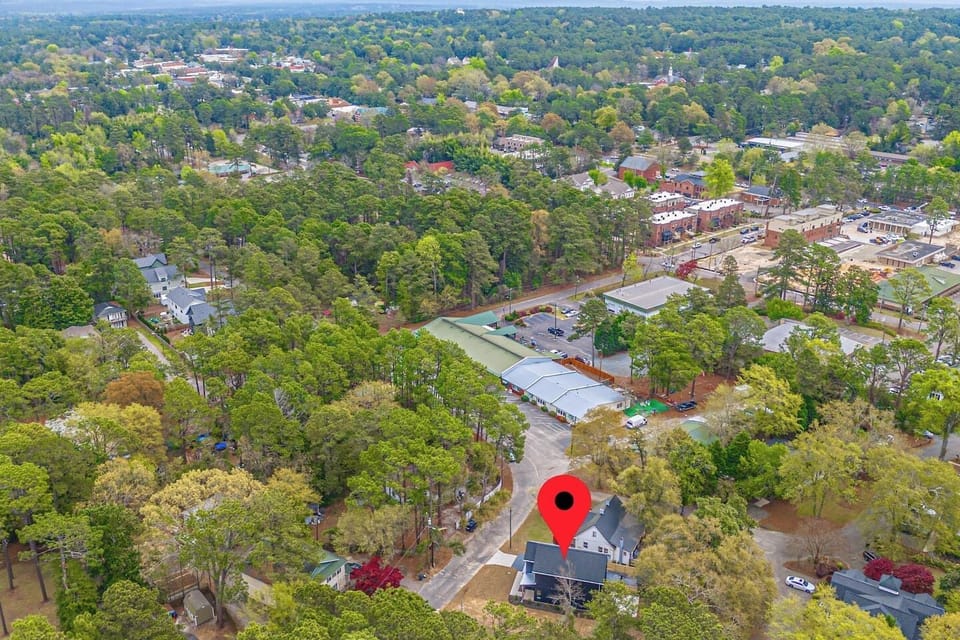 Looking Southeast toward Broad Street, downtown Southern Pines.