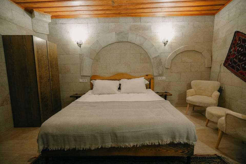 Comfort Double Room | Individually decorated, individually furnished, soundproofing