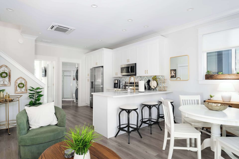 1st floor living area