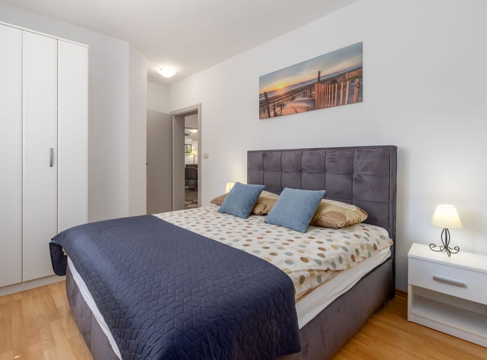 Villa (Villa SABINA - Breg Ivanovci - Three ) | 3 bedrooms, cribs/infant beds, free WiFi