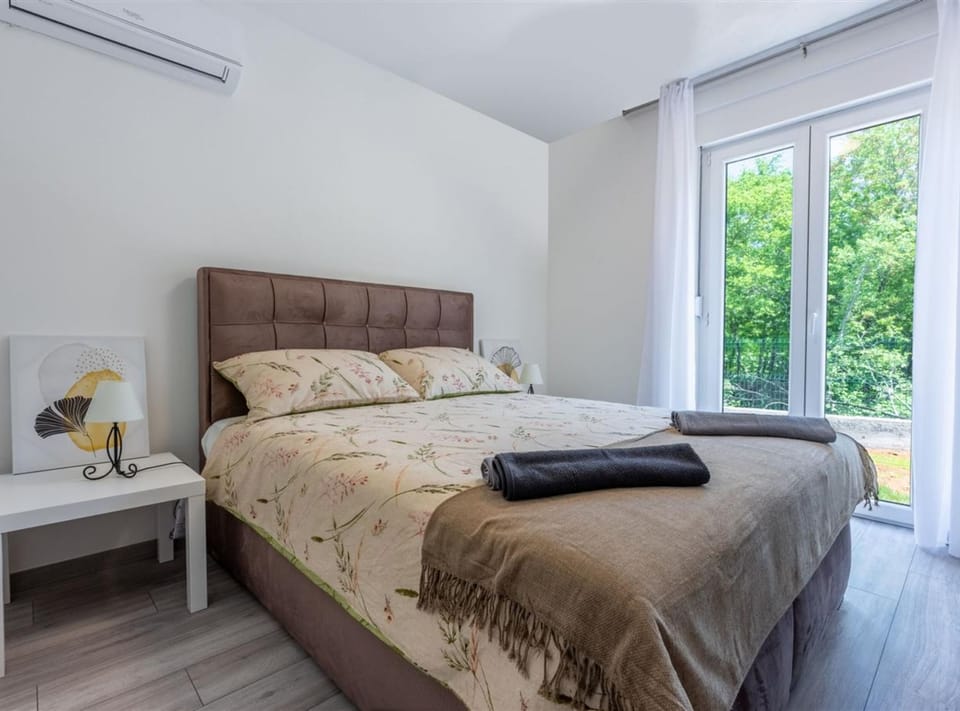 Villa (Three Bedroom Villa with Swiming Pool) | 3 bedrooms, cribs/infant beds, free WiFi