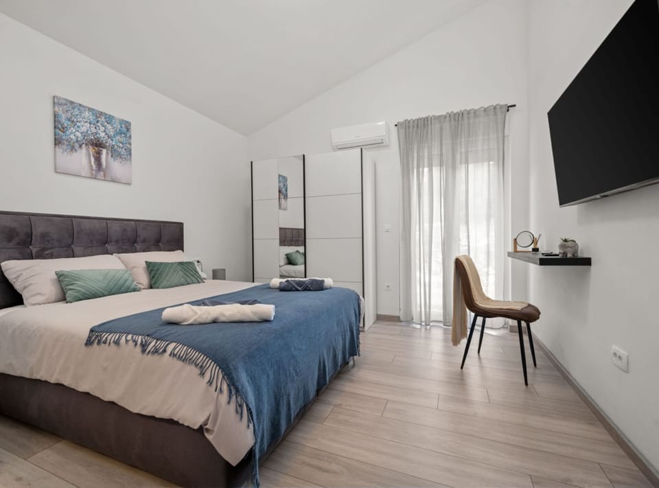 Villa (Villa SABINA - Santalezi - Three Bedr) | 3 bedrooms, cribs/infant beds, free WiFi