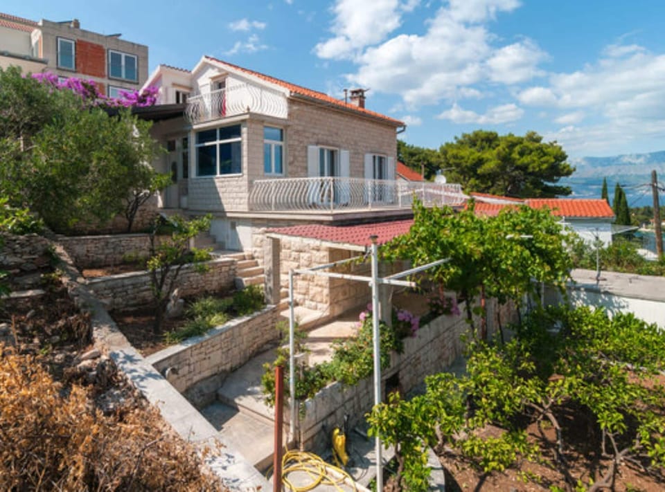House (Holiday Home Aurora - Three bedroom H) | Exterior
