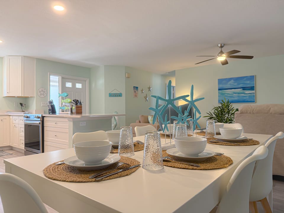Dining-seats 8