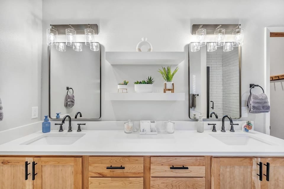 Not hard to imagine the convenience and luxury of getting ready here in the morning!