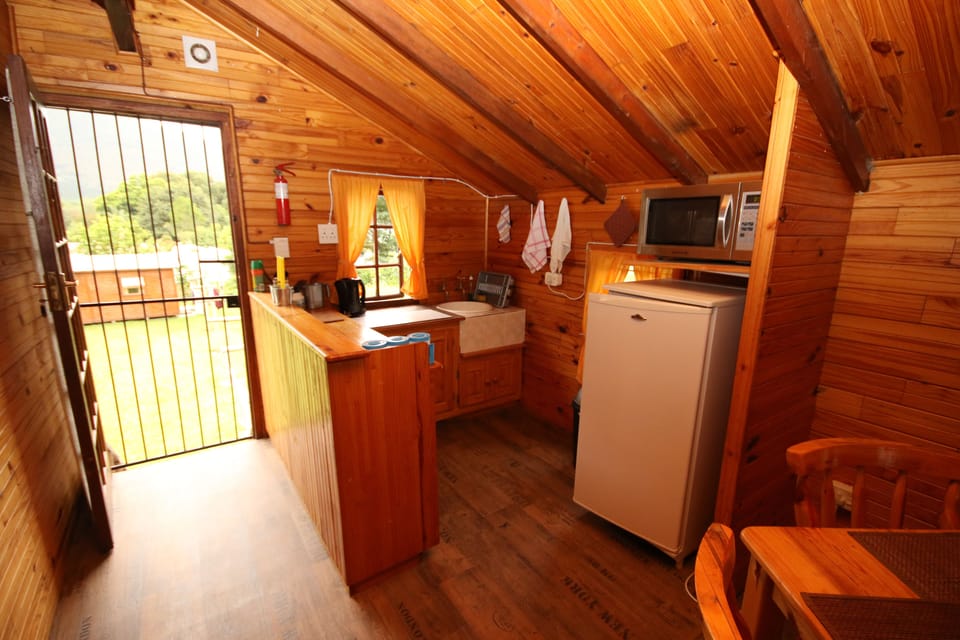 0B | Private kitchen | Shared fridge, microwave, coffee/tea maker